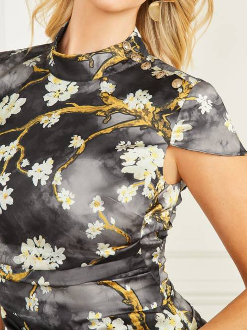 GUESS vestido de satén flor krystal mujer 0P8X772 estampado de cueva negro en flor vestir