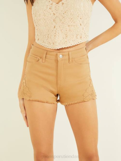 GUESS pantalones cortos bordados 1981 mujer 0P8X270 arena del sahara multi vestir