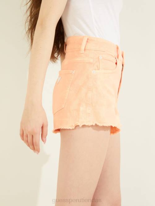 GUESS shorts mom con lavado ácido mujer 0P8X274 lavado con ácido durazno vestir