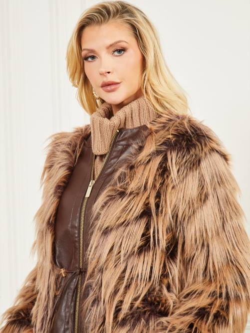 GUESS abrigo peludo dinah mujer 0P8X1977 bourbon oscuro con clásico vestir