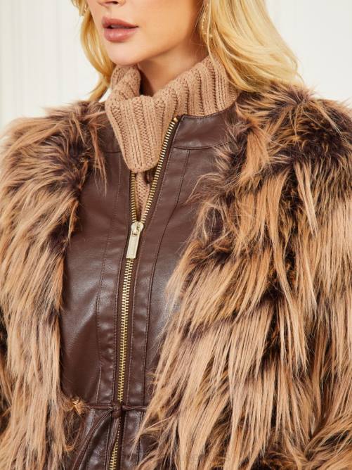 GUESS abrigo peludo dinah mujer 0P8X1977 bourbon oscuro con clásico vestir