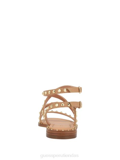 GUESS sandalias tipo gladiador con tiras y tachuelas yamara mujer 0P8X3453 luz natural 110 calzado