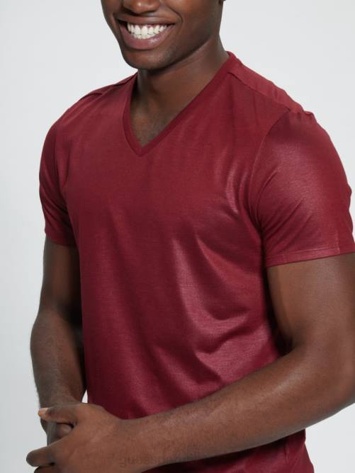 GUESS camiseta con cuello en V y canesú de albañil hombres 0P8X4086 vino vestir